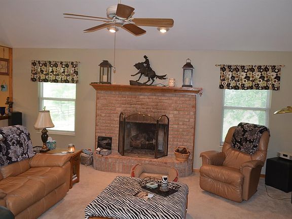 3rd image of 7107 Wilhelmina Dr
