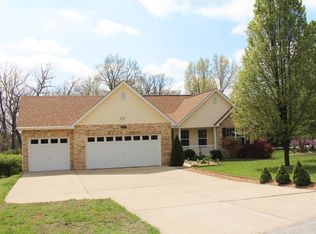 5770 Forest Dr, Hillsboro, MO 63050