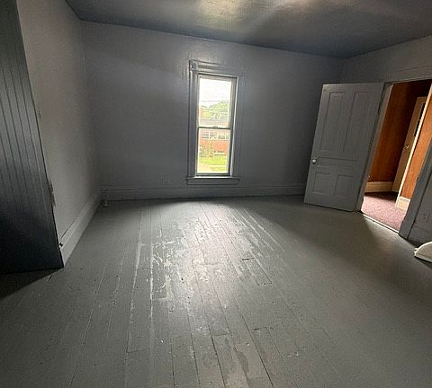 2nd image of 434 Trowbridge St #2