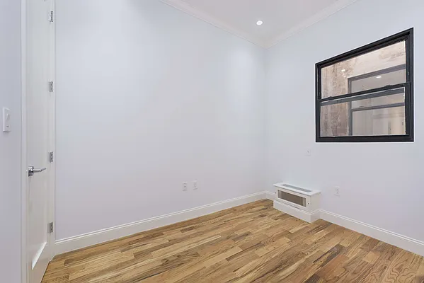 Rented by Bold New York | media 13