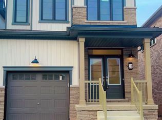24 Rudder Rd, Welland, ON L3B 0M5