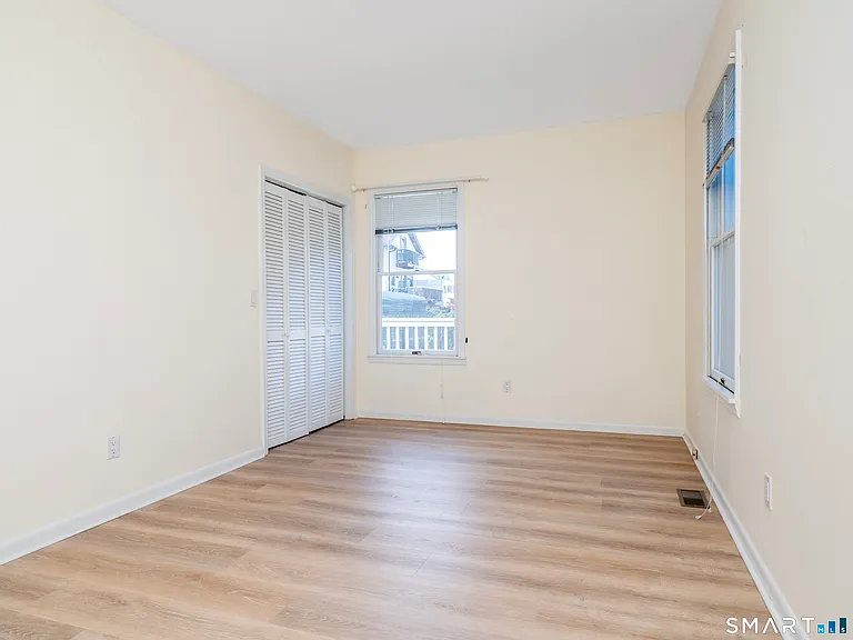 38 Gregory Blvd — Photo 18