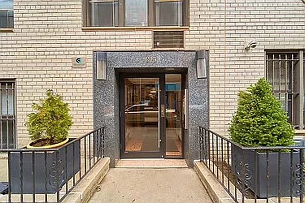 Rented by Living New York | media 14