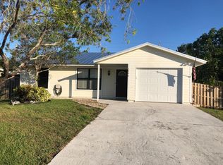 2940 SE Cypress St, Stuart, FL 34997