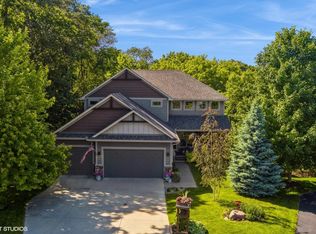 13628 Gotham Ct, Apple Valley, MN 55124
