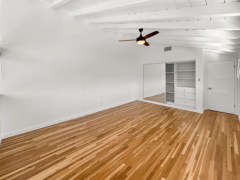 1128 Larrabee St #3 — Photo 17