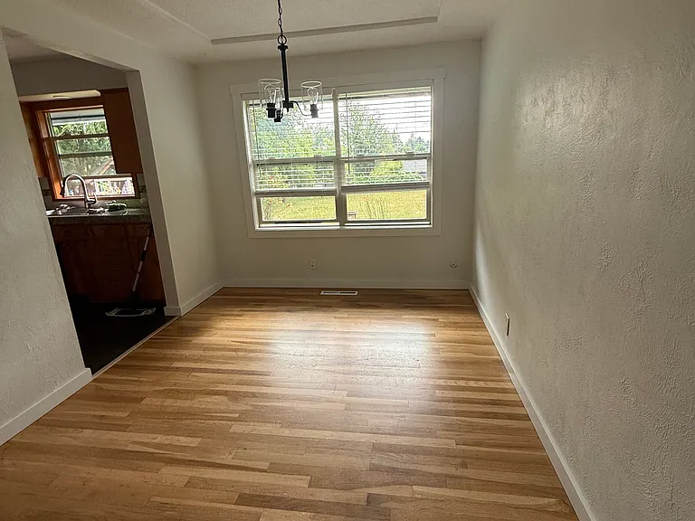 5240 SW 173rd Ave — Photo 3