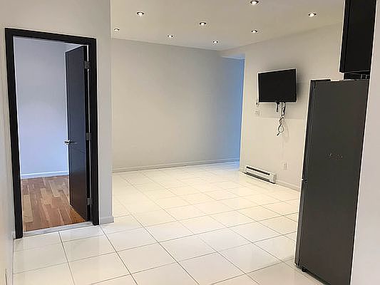3rd image of 606 W 137th St APT 6B