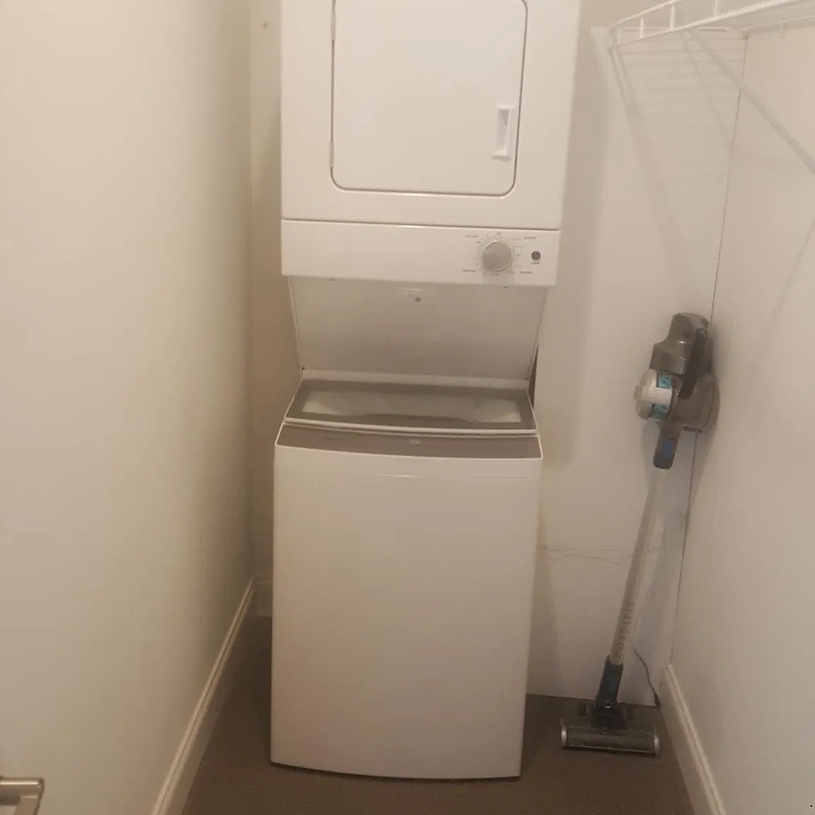 Studio, 660 sqft, $1,795 — Photo 2