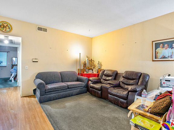 3rd image of 128 Maegan Pl APT 1