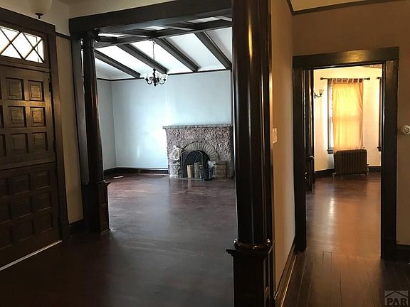 5th image of 318 E Orman Ave