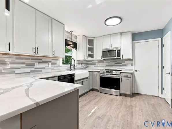 2203 Turtle Hill Pl, Midlothian, VA 23112
