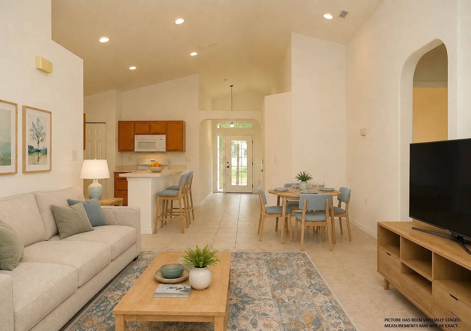 4 Bedroom Pool Home Available Now! — Photo 3