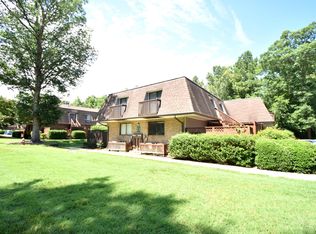 253 Summerwalk Cir, Chapel Hill, NC 27517