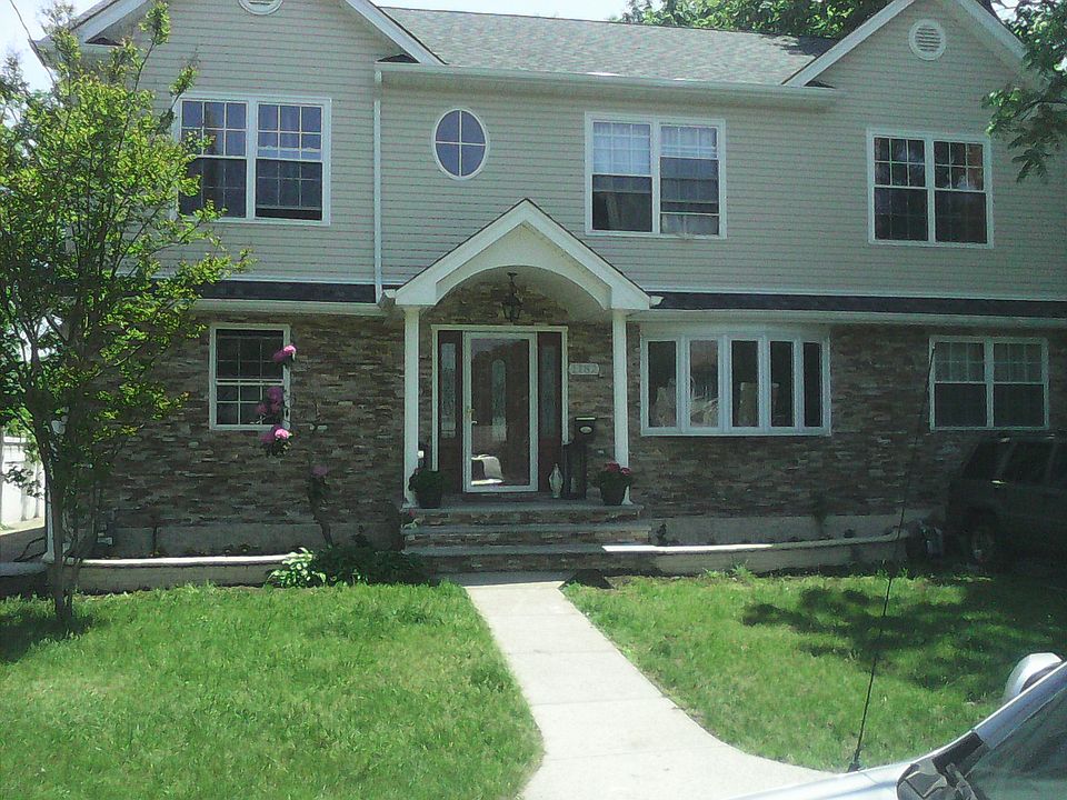 1st image of 1182 Midland St