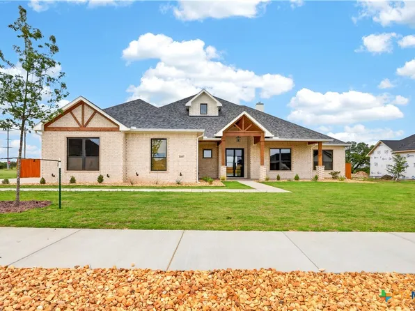 1607 Hunt Dr, Salado, TX 76571