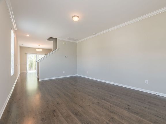 3rd image of 4652 Kyle Dr