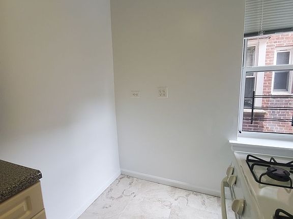 5th image of 33-16 82nd St APT 4F