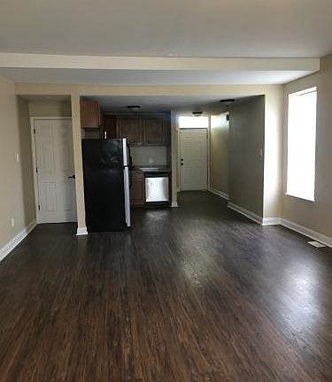 4th image of 3801 Folsom Ave