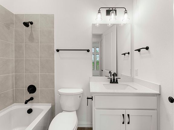 Aster Park - Hawkins Interior Image 4