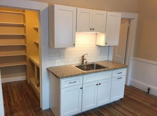 32 Summer St, Northampton, MA 01060