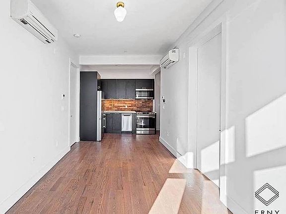 4th image of 97 Varet St #2R