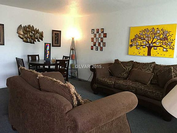 4th image of 1004 Marion Dr