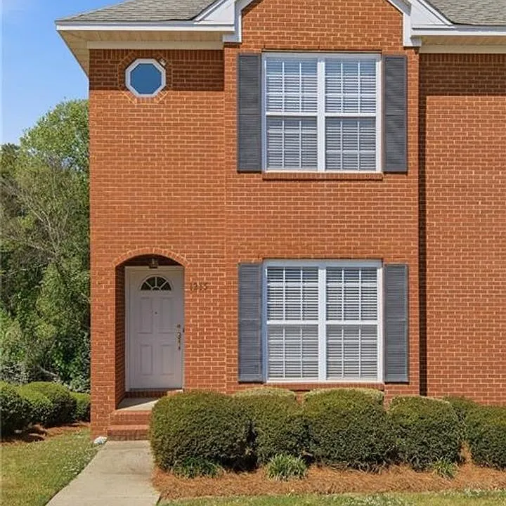 1213 N Dean Rd