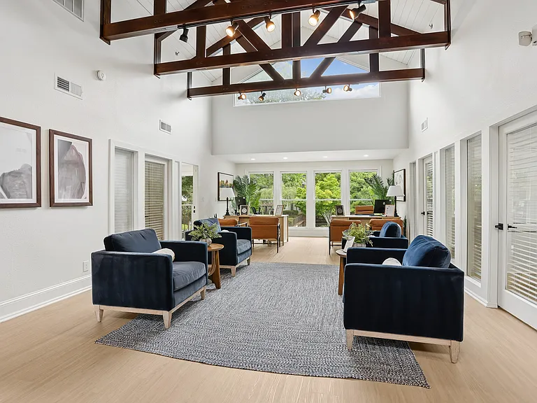 Avana Court — Photo 54