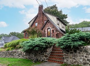 93 Churchill Ave, Arlington, MA 02476