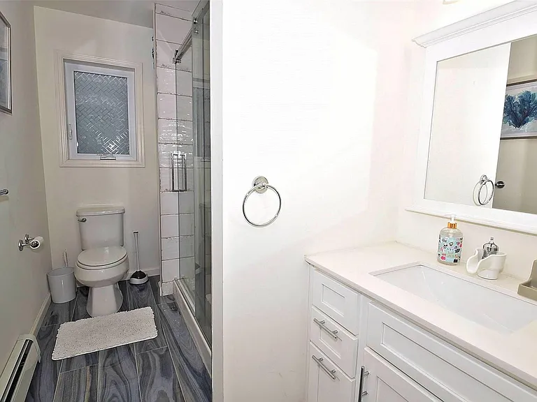 31 Florida St — Photo 22