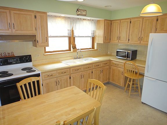 5th image of 6049 S Melvina Ave