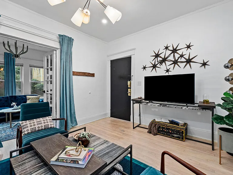 1187 Mansfield Ave NE #1 — Photo 7
