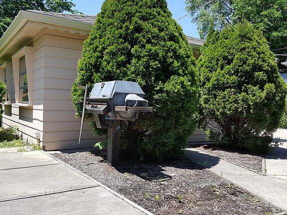 5th image of 7138 N Kilpatrick Ave