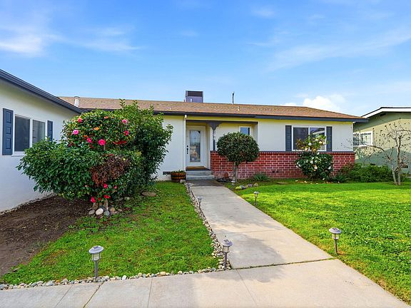 3rd image of 195 E Sandra Avenue