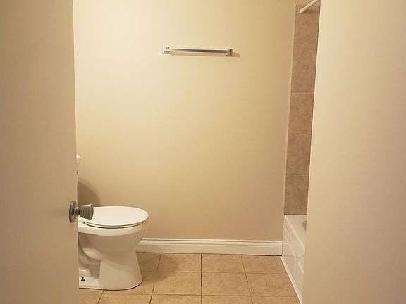 5th image of 2779 Cooper Dr APT 11