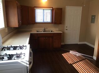 1422 W Stoneridge Ct, Ontario, CA 91762