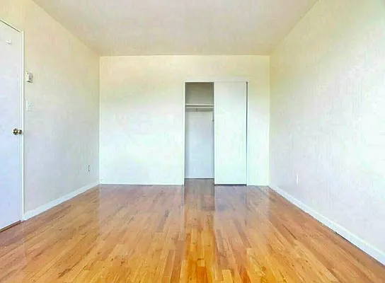 Rented by Bruma Realty LLC | media 3