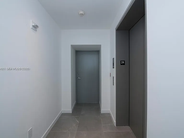 480 NE 31st St #2406 — Photo 2