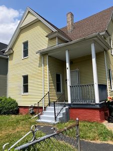 33 Cortland St, Springfield, MA, 01109