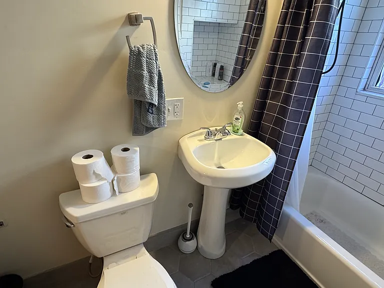346 Faneuil St #4 — Photo 19