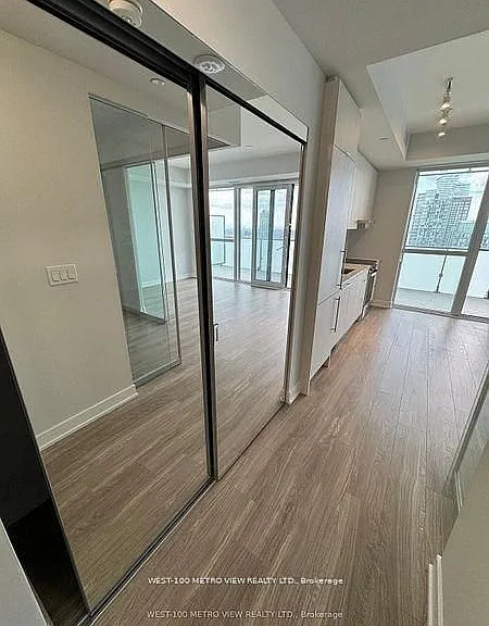 430 Square One Dr #3404 — Photo 2