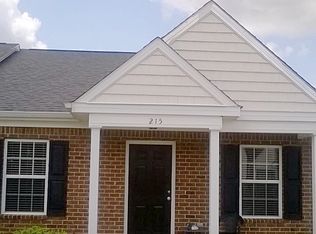 215 Sunview Dr, Statesboro, GA 30458