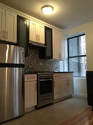 Rented by Bohemia Realty Group | media 19