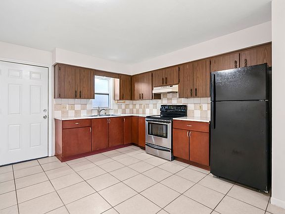 2nd image of 1285 S Betty Ln #1285
