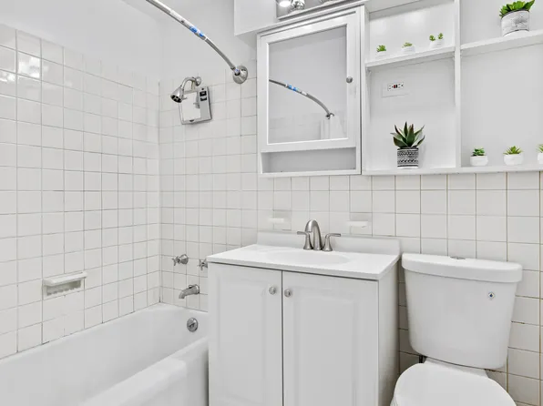 12 Beekman Place image 7 of 7