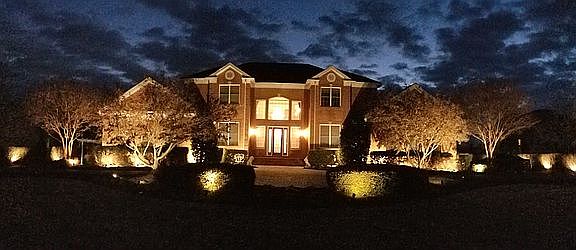 2nd image of 22727 Airmont Hunt Dr
