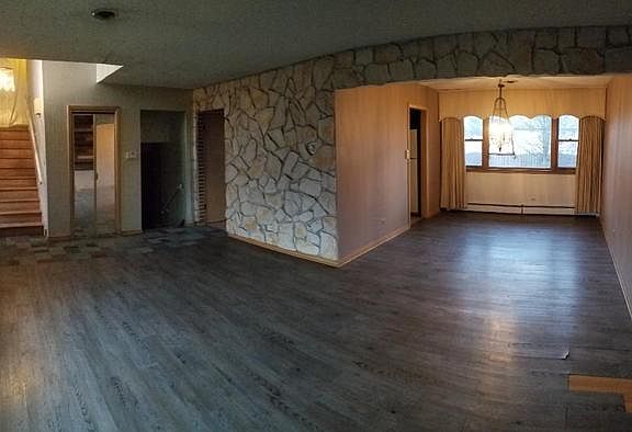 2nd image of 9525 S Tripp Ave