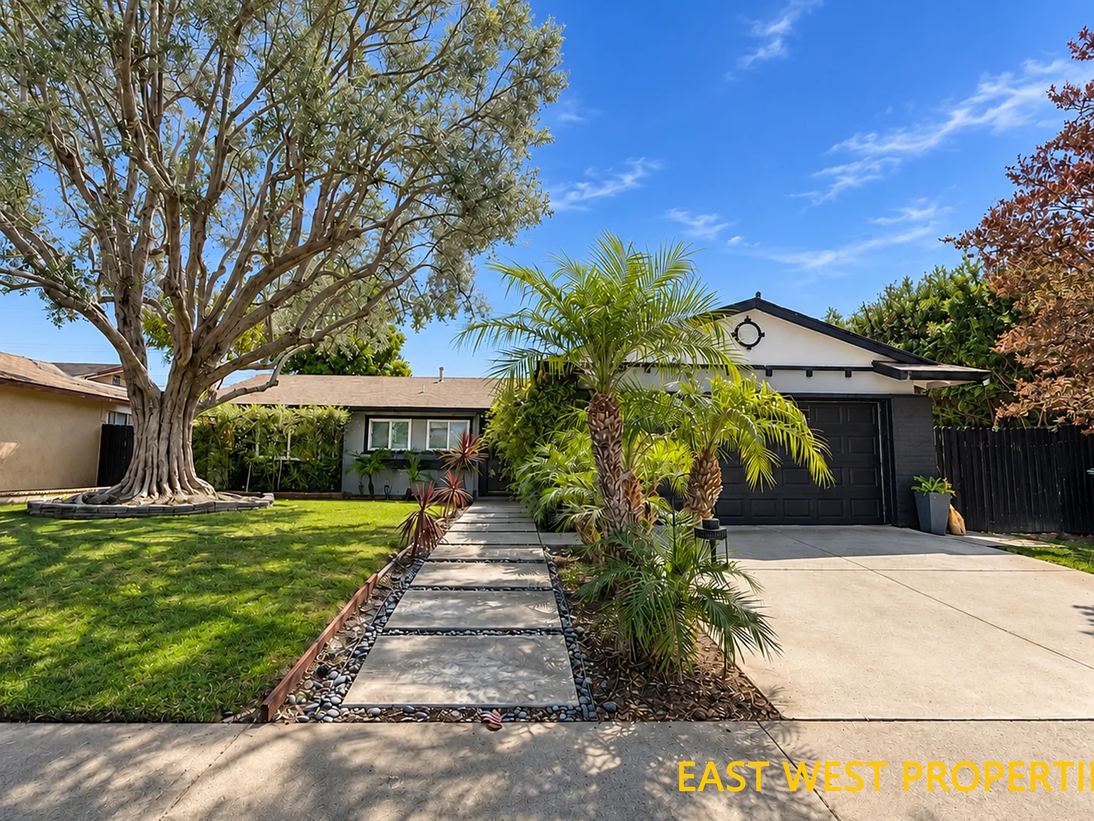 4 bed, 1227 sqft, $5,000 — Photo 2