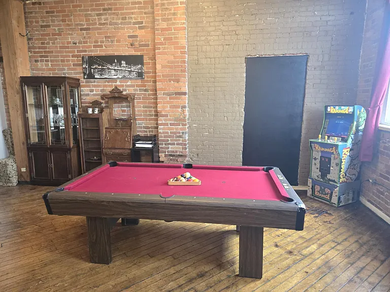 Building's Lounge